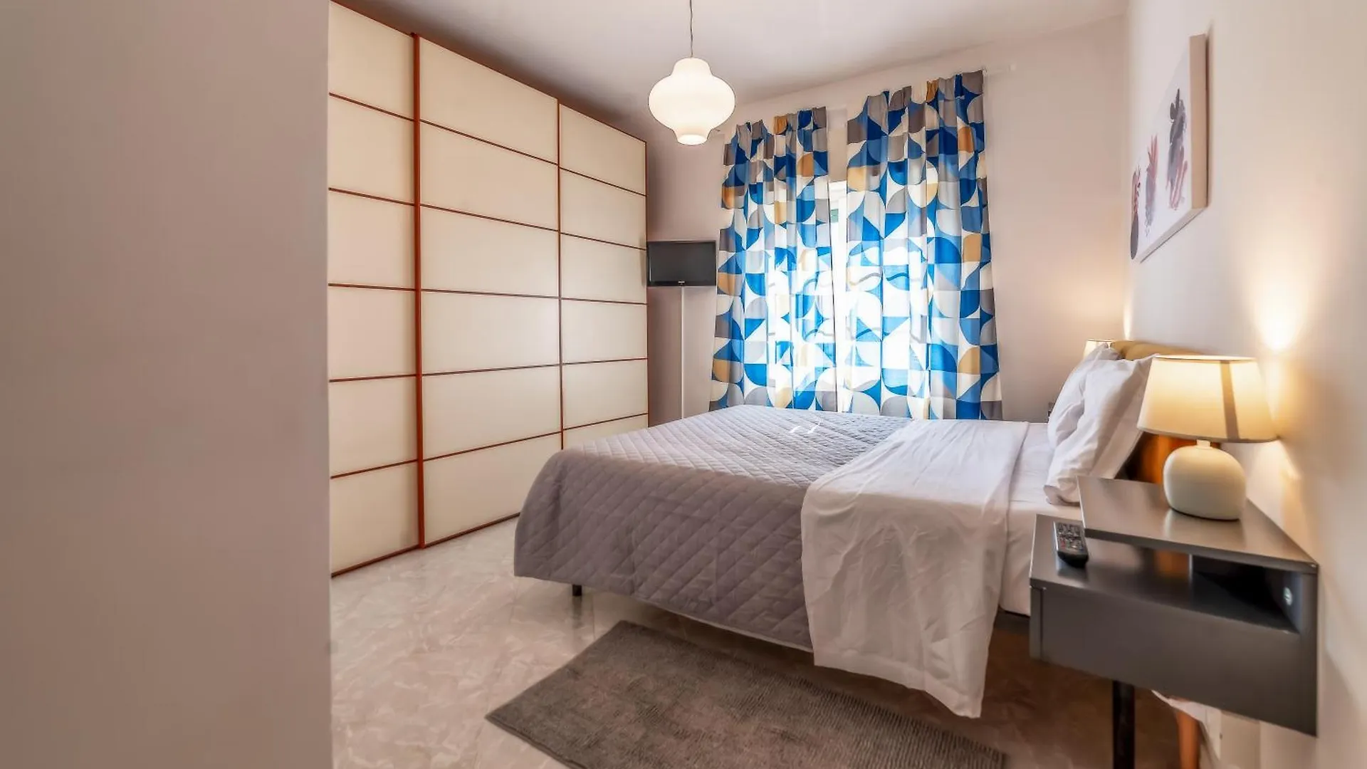 Appartamento Luisa Flat - Metro Basilica San Paolo - Wi-Fi Roma 0*,  Italia