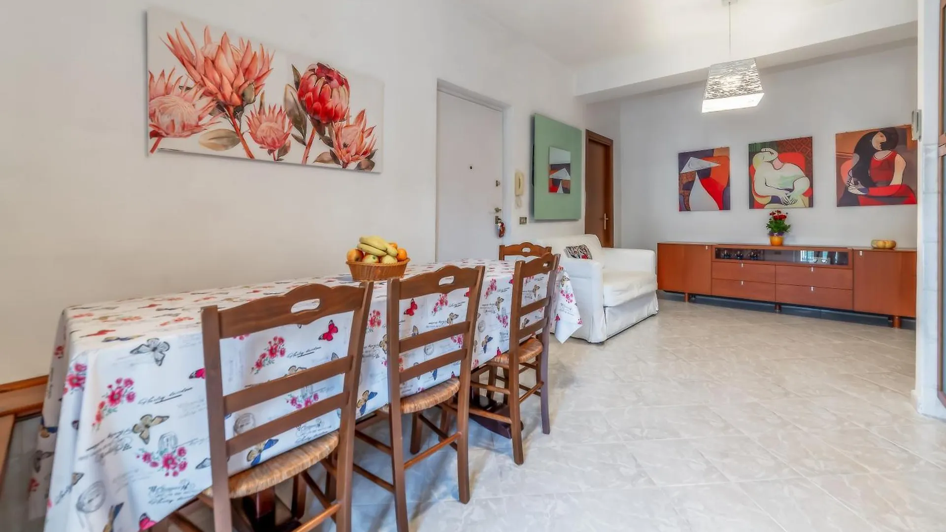 Appartamento Luisa Flat - Metro Basilica San Paolo - Wi-Fi Roma 0*,  Italia